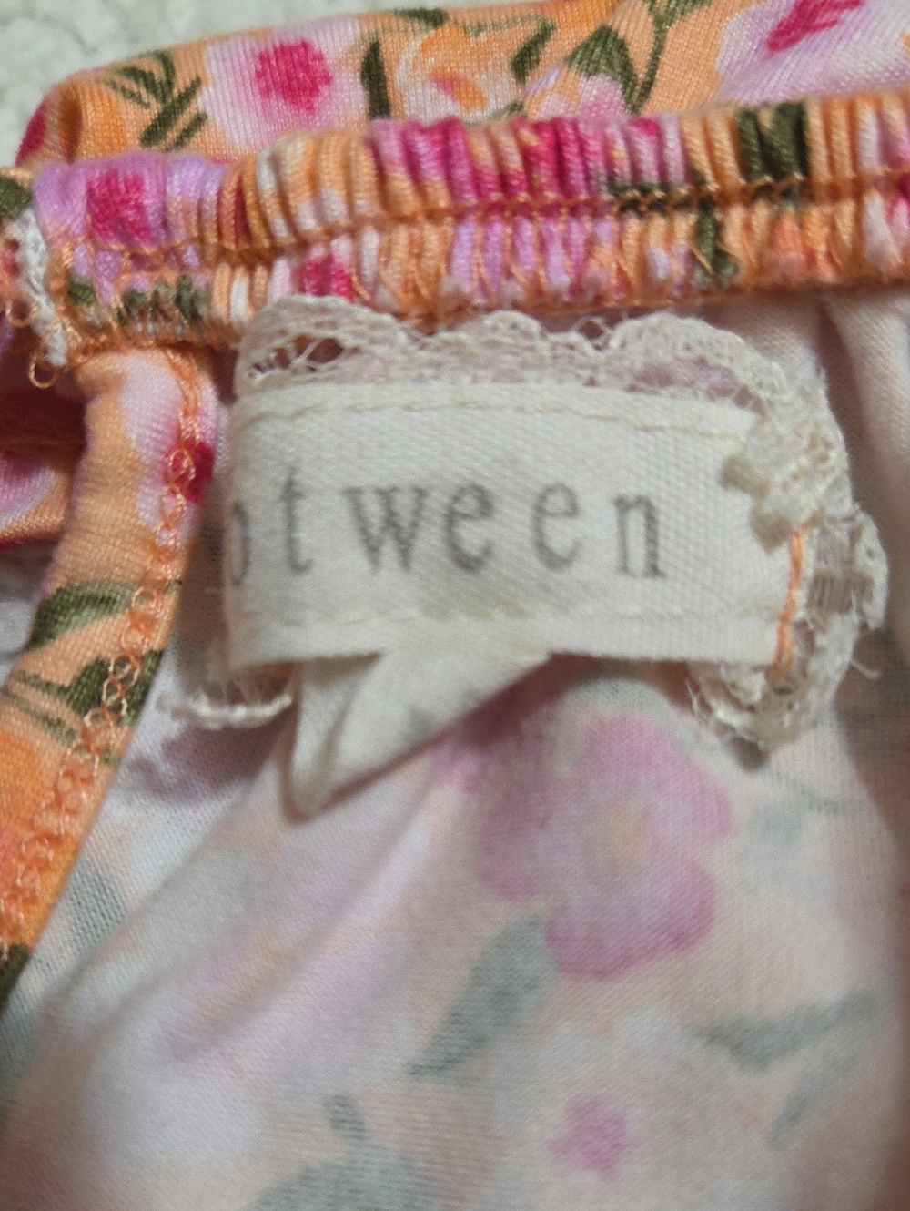 BTWEEN FLORAL ROMPER - Picture 2 of 4